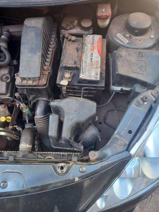 PEUGEOT 207 1.4 XR 8V FLEX 4P MANUAL